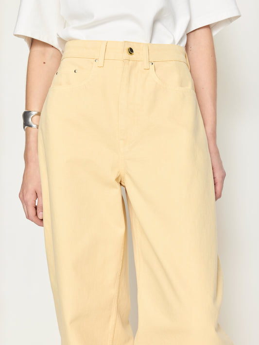 Bends Jean in Butter Wash