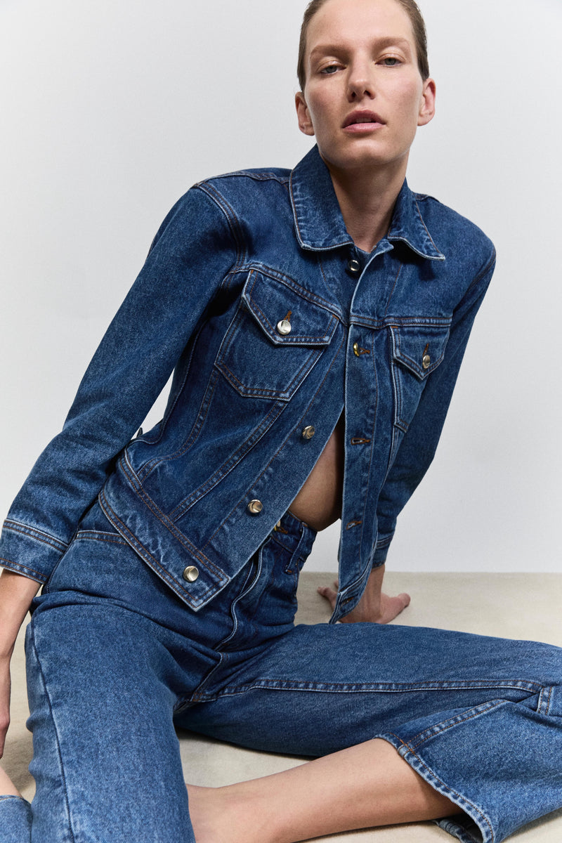 Hover Stretch Jean Editorial Image One