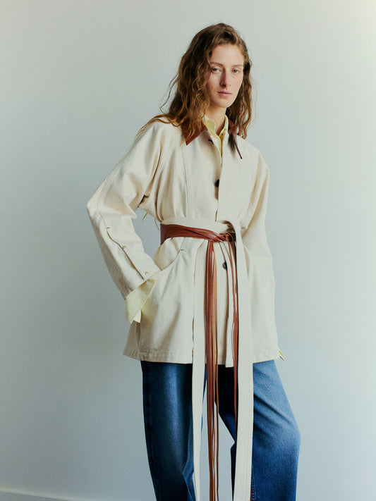 SWEEP-JACKET_BUFF-WASH_OS14073-DR2505-0103_EDITORIAL