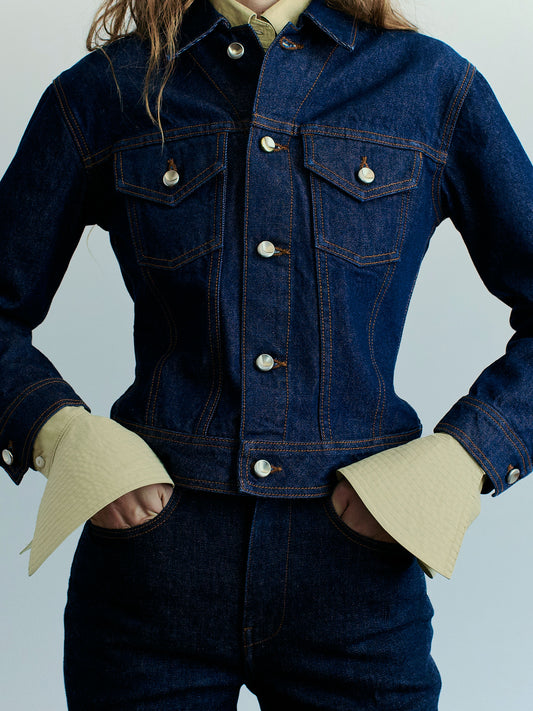 HITCH-TRUCKER_SABLE-WASH_OS13024-DR2501-0401_EDITORIAL