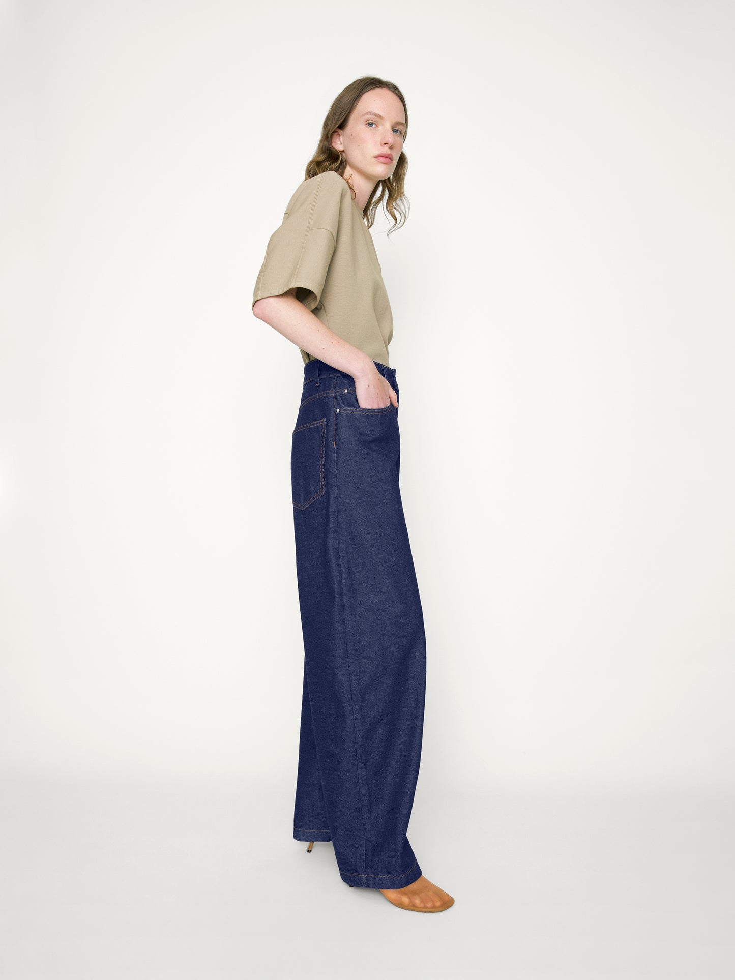 Bends Jean in Sable Wash