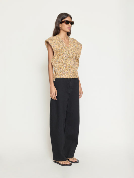 GREER-TANK_MARLED-SOLE_OS32091-KW2504-0801_QUARTER