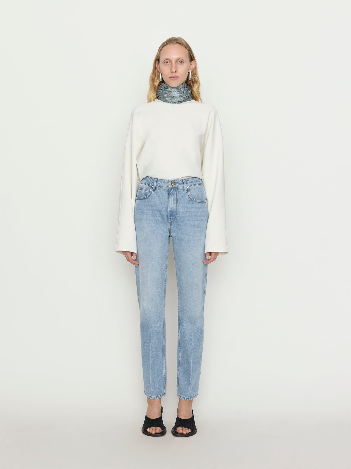 NOON.JEAN_SALT.WASH_OS11007-DR2501-0406_FRONT