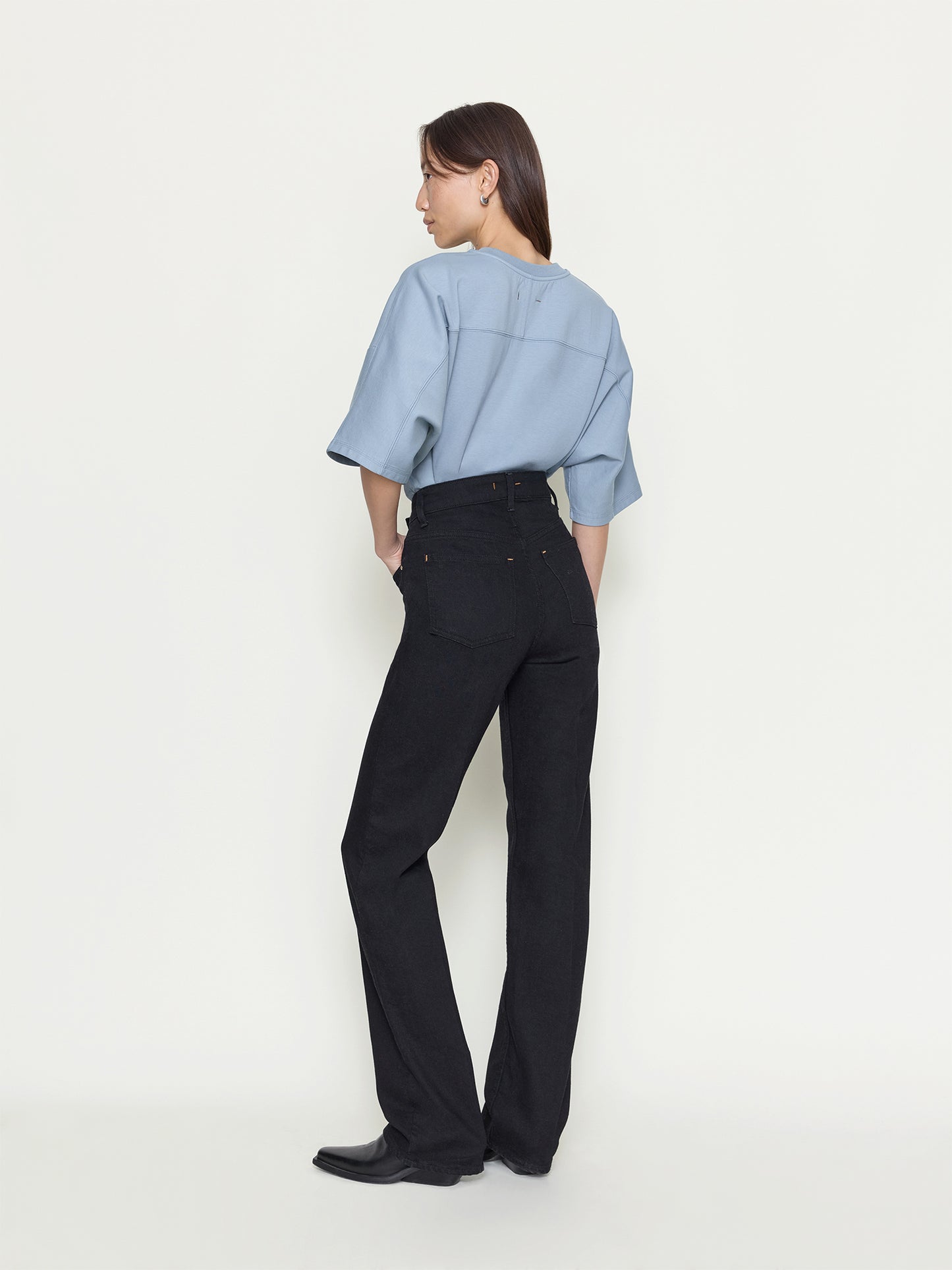 Ossou_CARRYOVER_OS11007-DR2502-0000_NOON.JEAN_DUSK.WASH_BACK