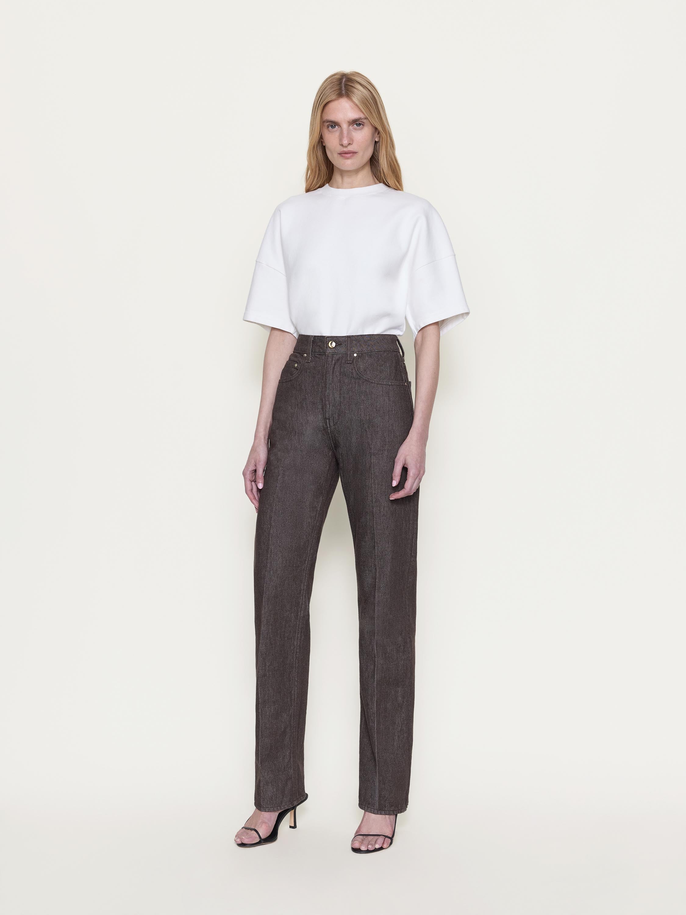 Ossou_FW26_OS11007-DR2607-0211_NOON.JEAN_SORREL.WASH_MAIN
