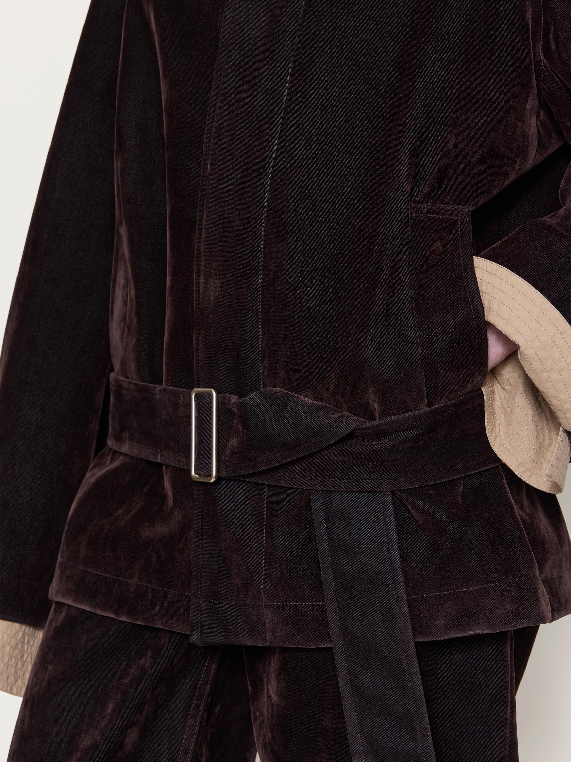 OS14211-RC2607-0254-Cantle-Coat-in-Tobacco-DETAIL