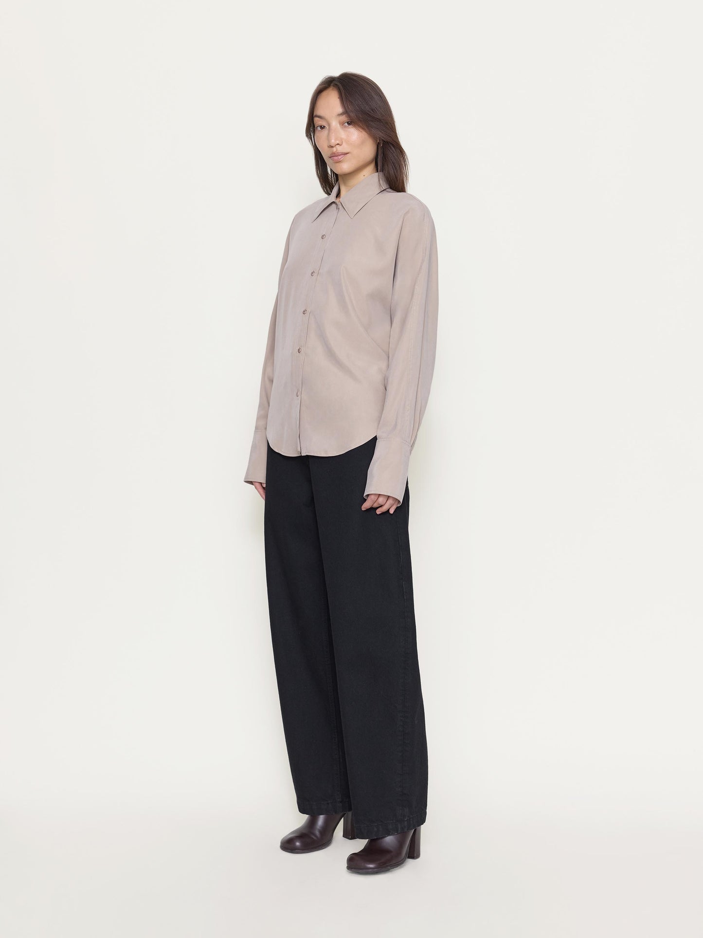 OS22012-RR2601-0274-Ridge-Shirt-in-Rye-FRONT