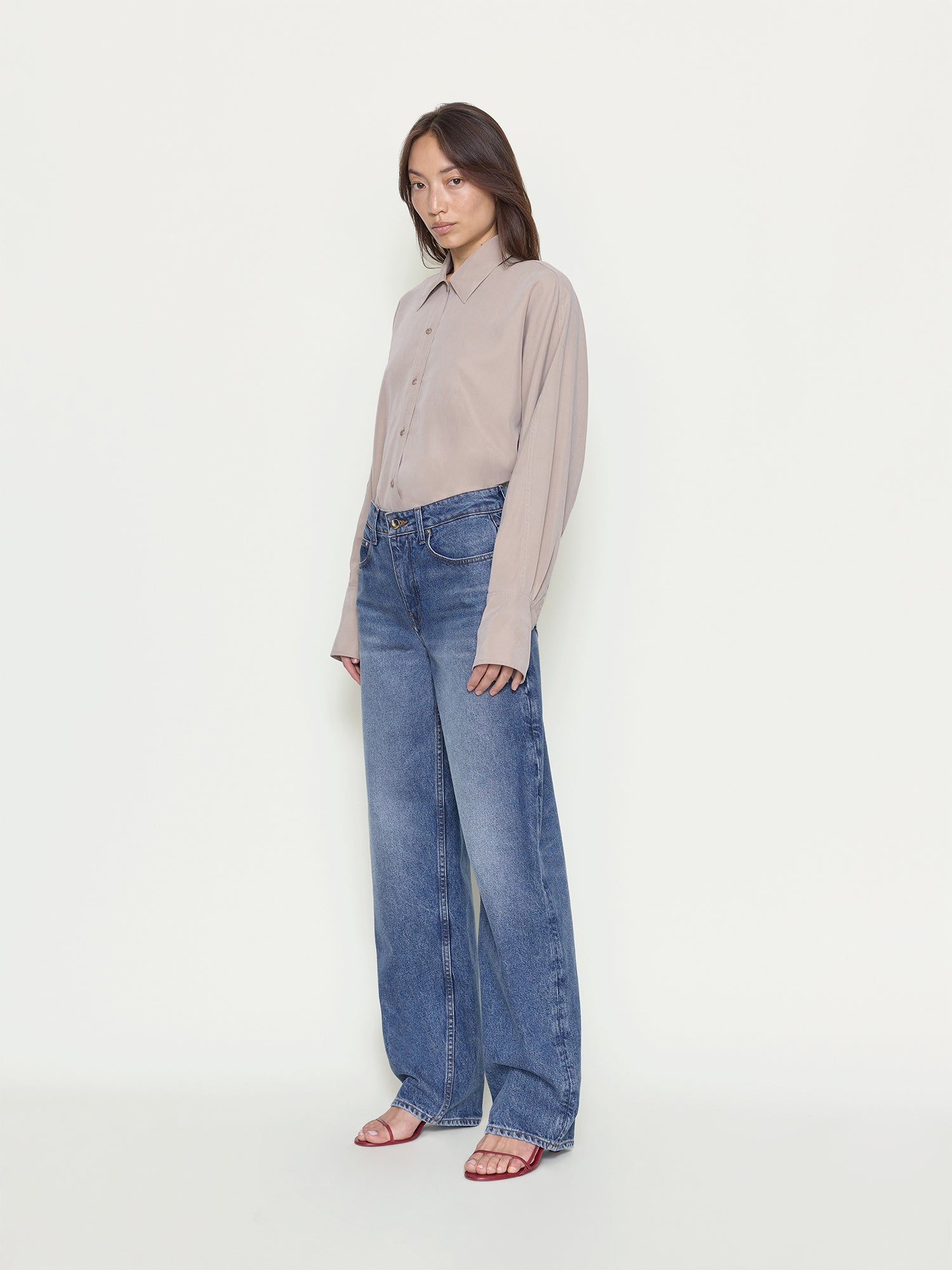 Ossou_PF26_OS11003-DR2501-0405_RIDER.JEAN_CLOUD.WASH_QUARTER