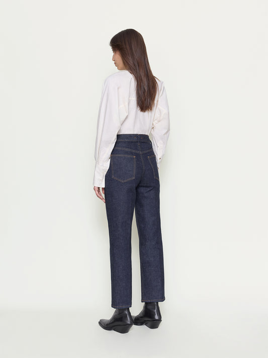 Ossou_PS26_OS11001-DS2505-0401_HOVER.STRETCH.JEAN_SABLE_BACK