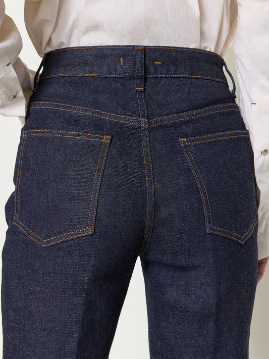 Ossou_PS26_OS11001-DS2505-0401_HOVER.STRETCH.JEAN_SABLE_DETAIL_1
