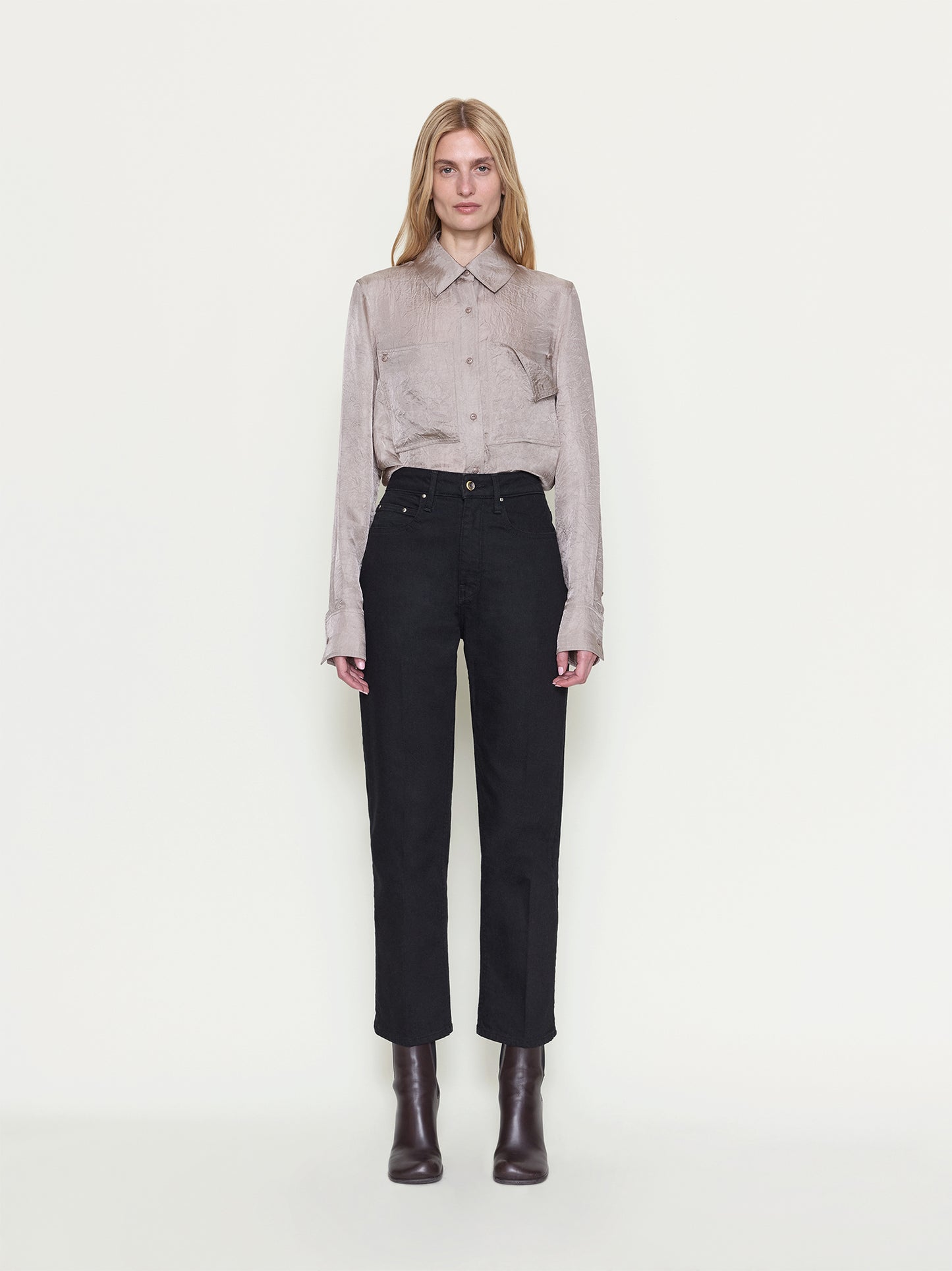Ossou_PS27_OS11001-DS2606-0000_HOVER.STRETCH.JEAN_DUSK_FRONT