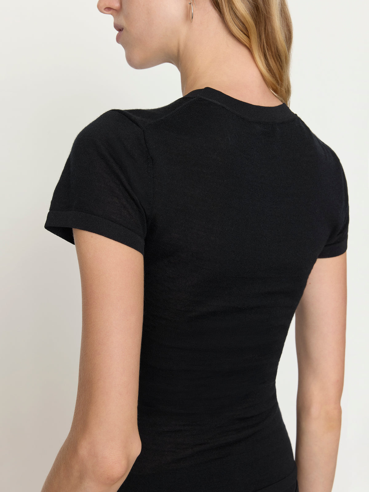Dixon-T-Shirt-in-Dusk_OS32275-KS2601-0002_DETAIL_2