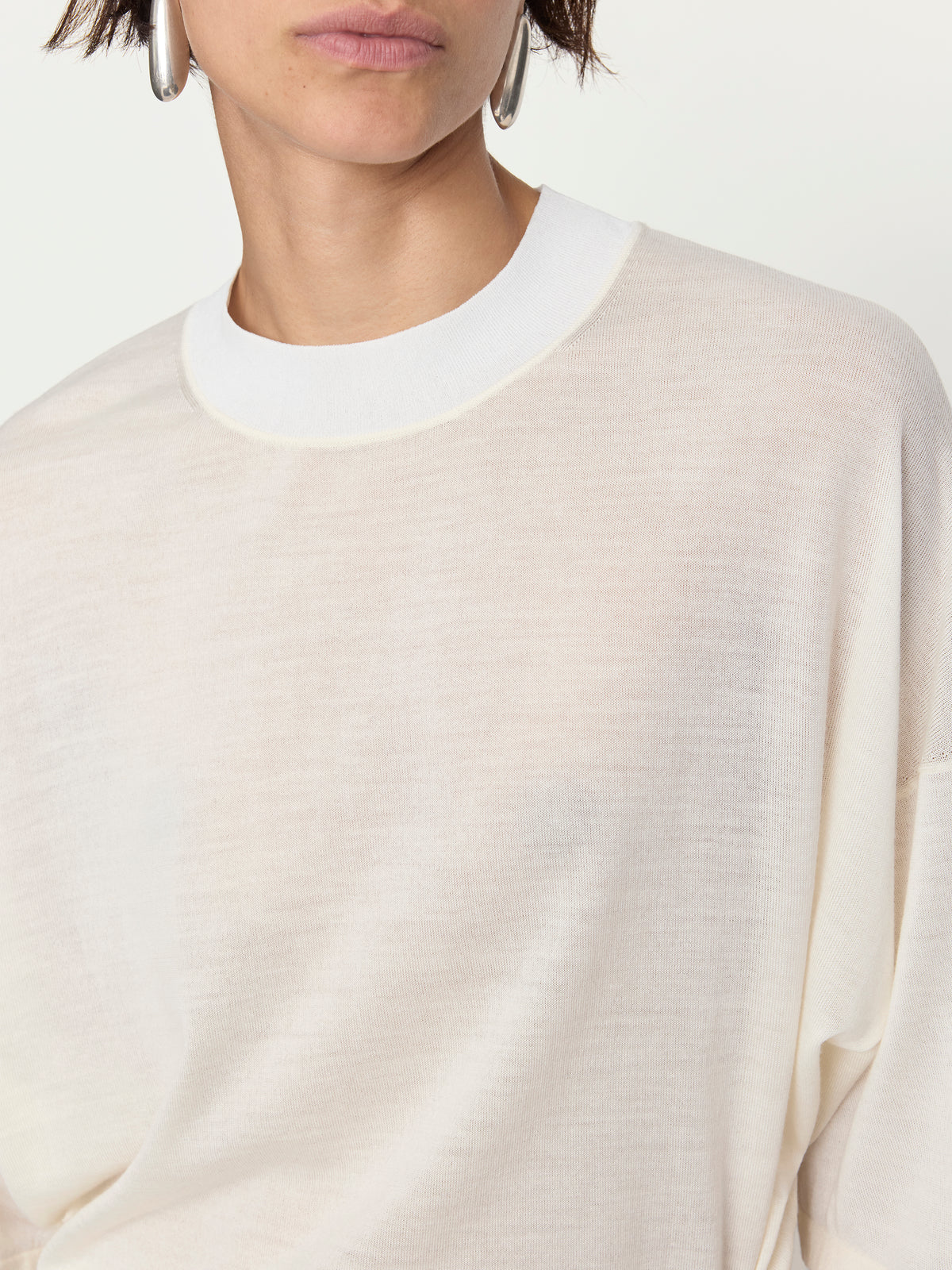 Fenner-T-Shirt-in-Milk_OS32259-KS2601-0101_DETAIL
