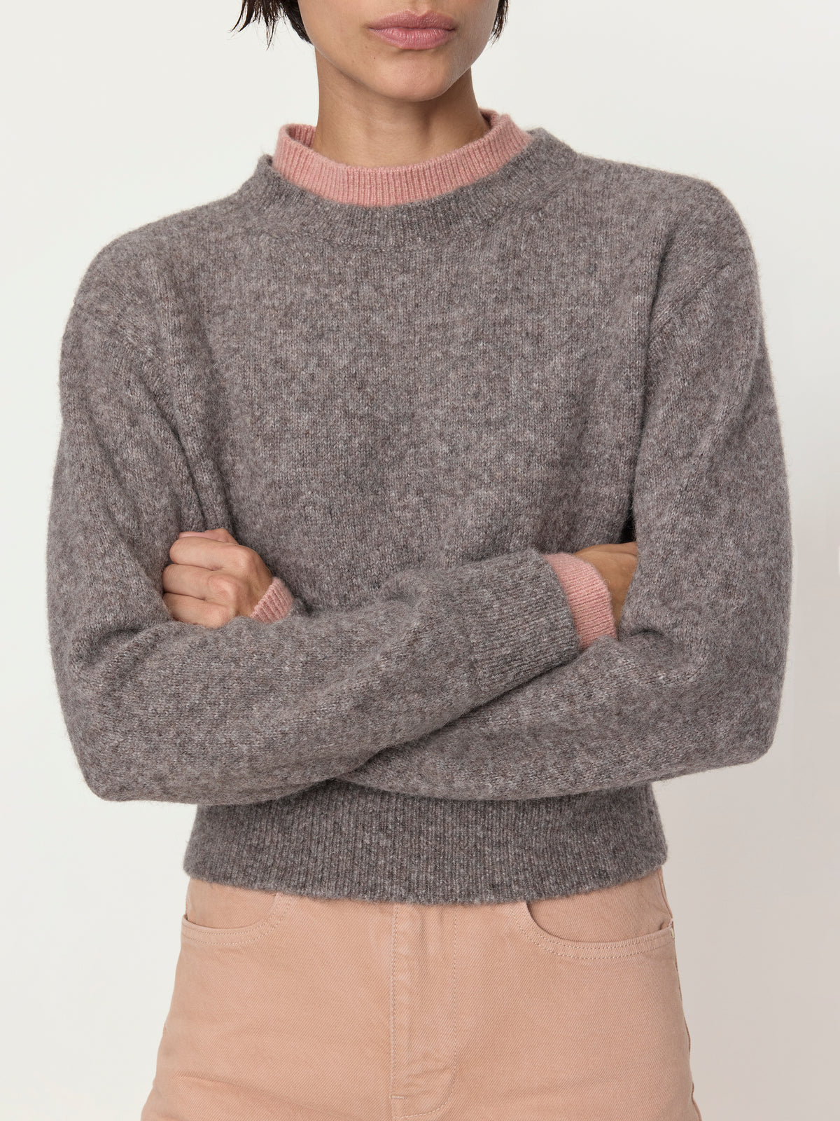 Jonas-Sweater-in-Limestone-and-Quartz_OS32229-KW2611-0027_DETAIL