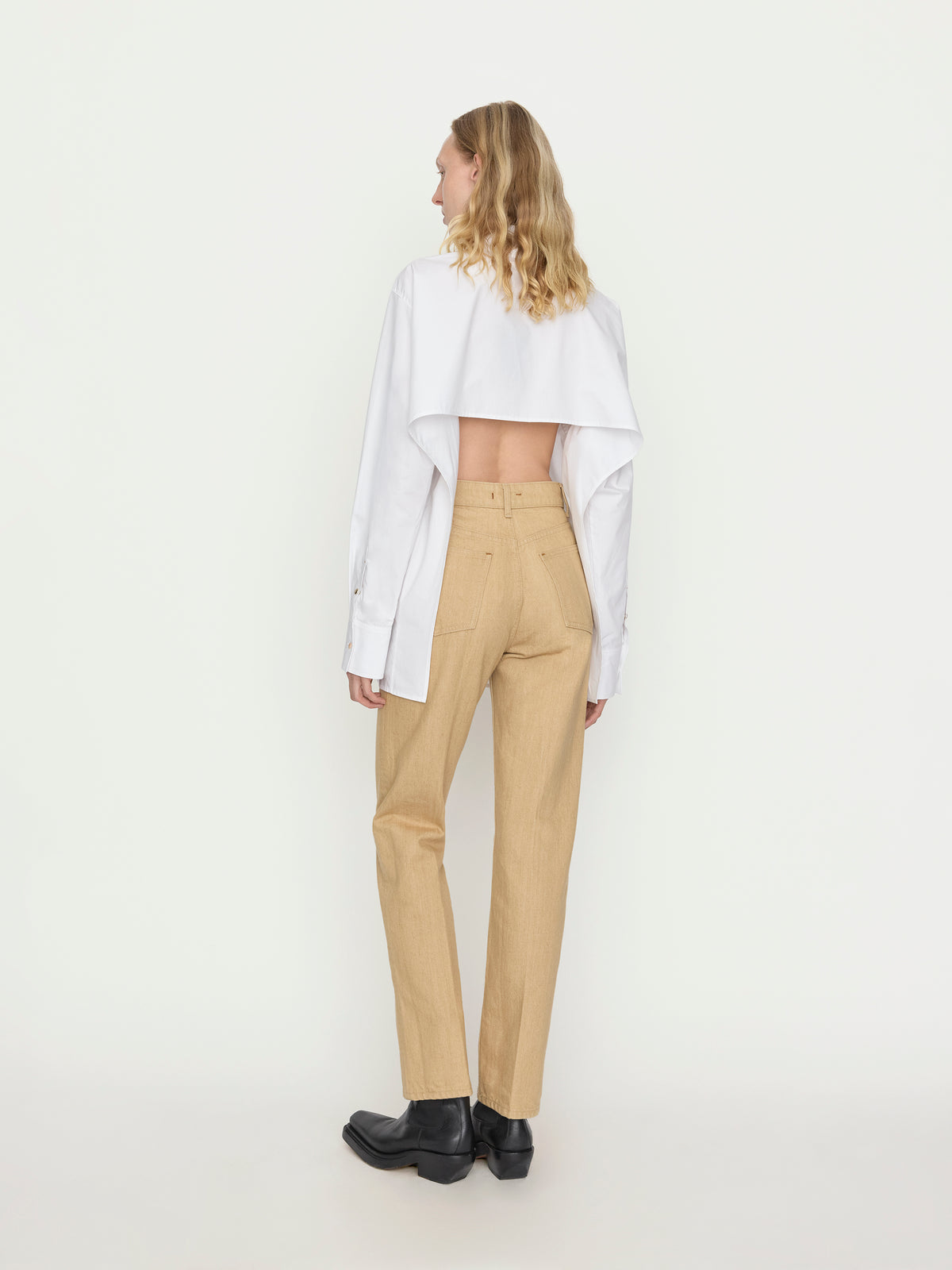 Mara-Shirt-in-Milk_OS22263-RC2501-0101_MAIN