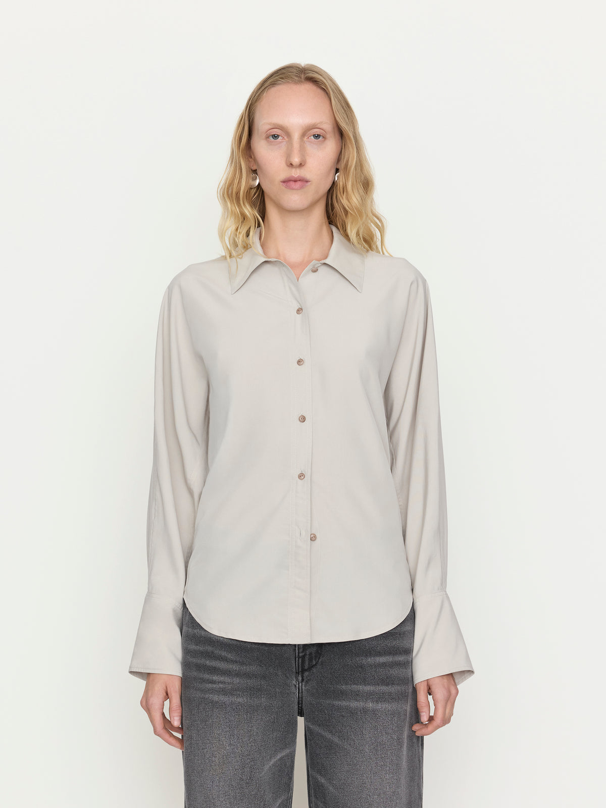 Ridge-Shirt-in-Stone_OS22012-RR2601-0024_FRONT