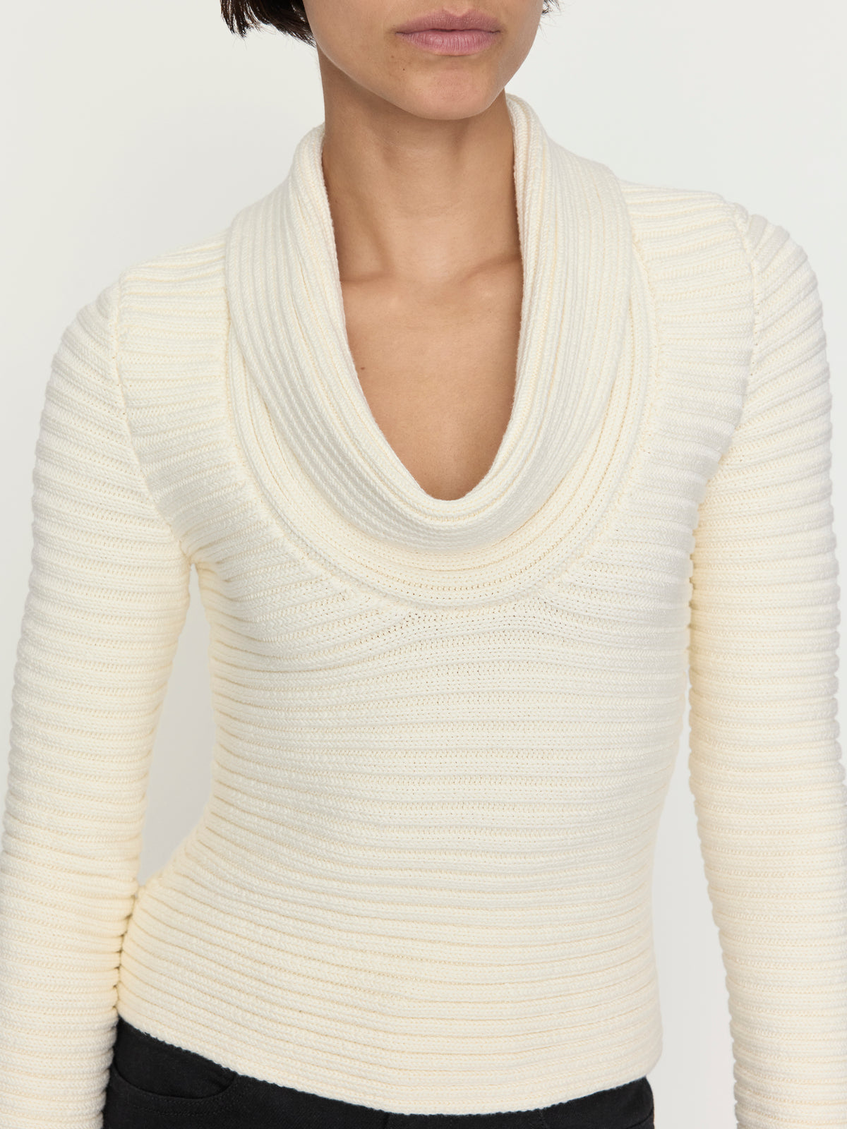 Rove-Sweater-in-Bone_OS32235-KW2504-0102_DETAIL