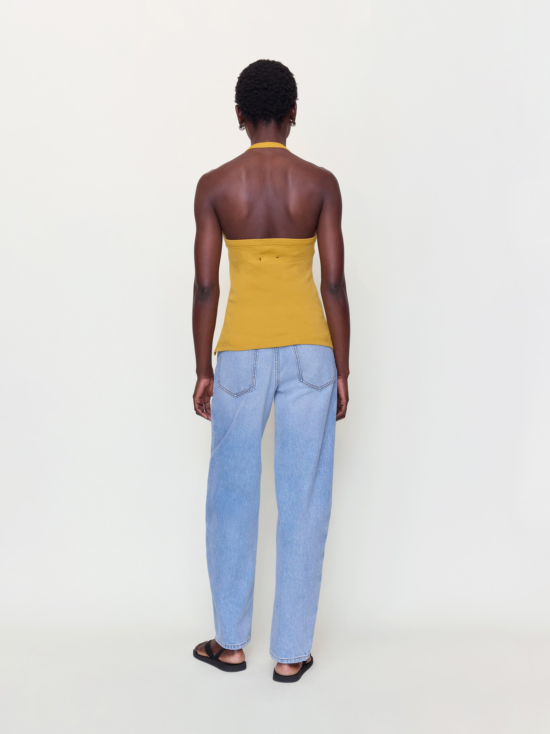 PF26_OS42156-RJ2505-0271_CLOVISTANK_MARIGOLD_BACK