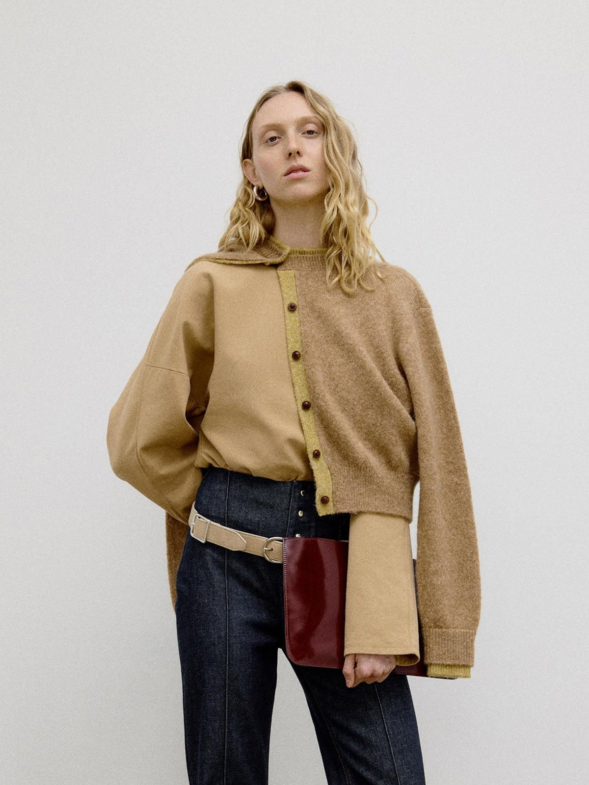 Lana-Cardigan-in-Rye-and-Citron_OS32230-KW2611-0287_EDITORIAL