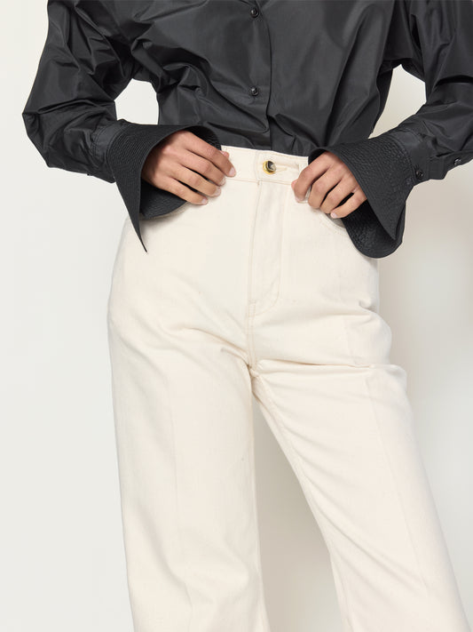 Trace Jean in Buff Wash